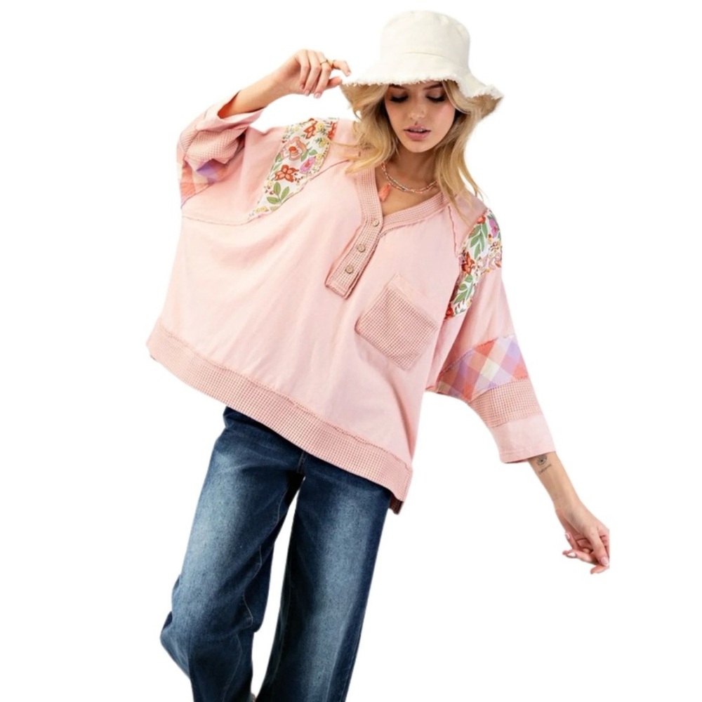 Easel Los Angeles Floral Boho Patchwork Antique Rose Henley Oversized Top Small